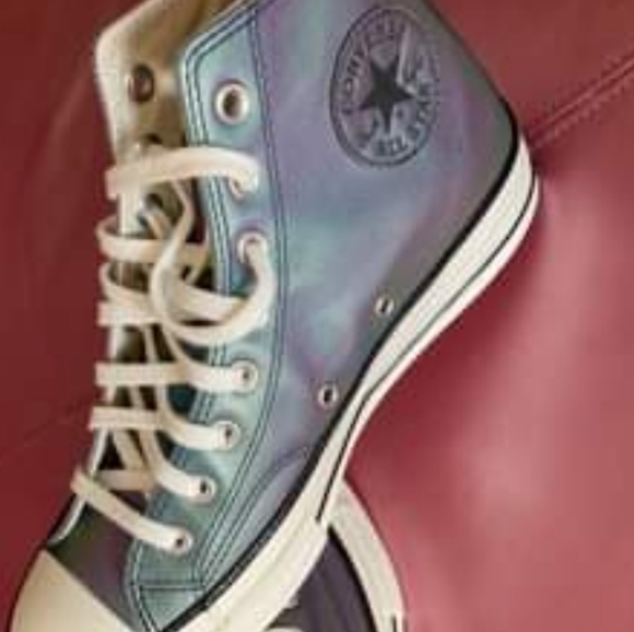 Holographic converse NEW without tags - Picture 2 of 3